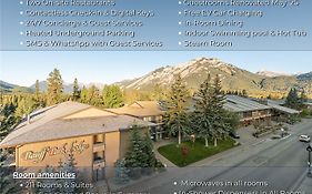 Banff Park Lodge